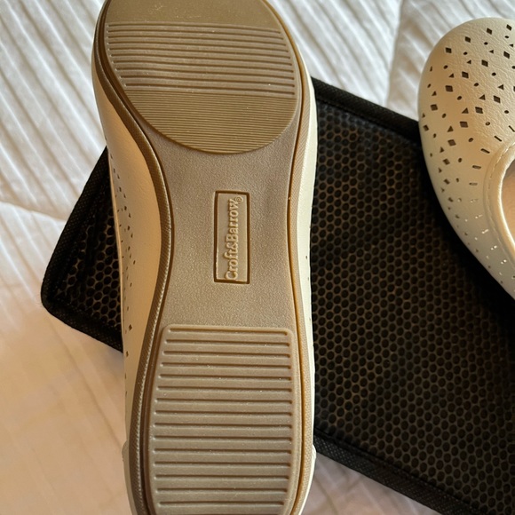 Cream flats - Picture 4 of 5